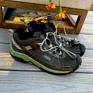 Keen hiking shoes